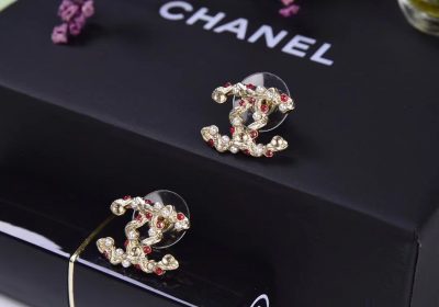 (Tiếng Việt) HOA TAI CHANEL MÃ HT 02